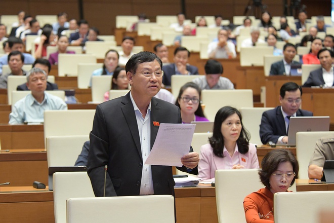 Đại biểu đề nghị thu tiền xét nghiệm sàng lọc, điều trị COVID -19 -0