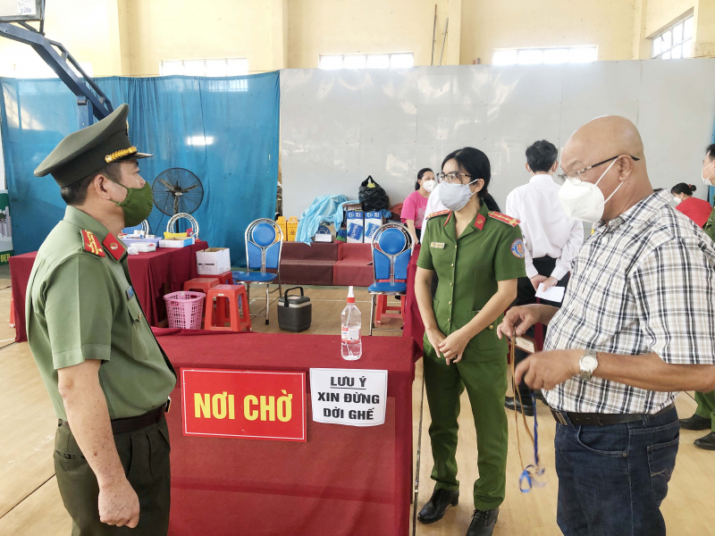 Cập nhật thông tin tiêm chủng kịp thời -0