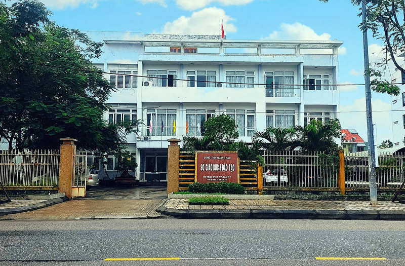 Giám đốc Sở GD&ĐT Quảng Nam “chỉ định” 3 công ty tư vấn tham gia quá trình sửa chữa 29 công trình? -0