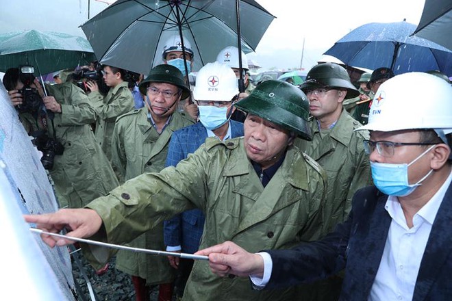 Sự cố tại nhà máy thủy điện Hòa Bình mở rộng: Xử lý theo 3 giai đoạn -0