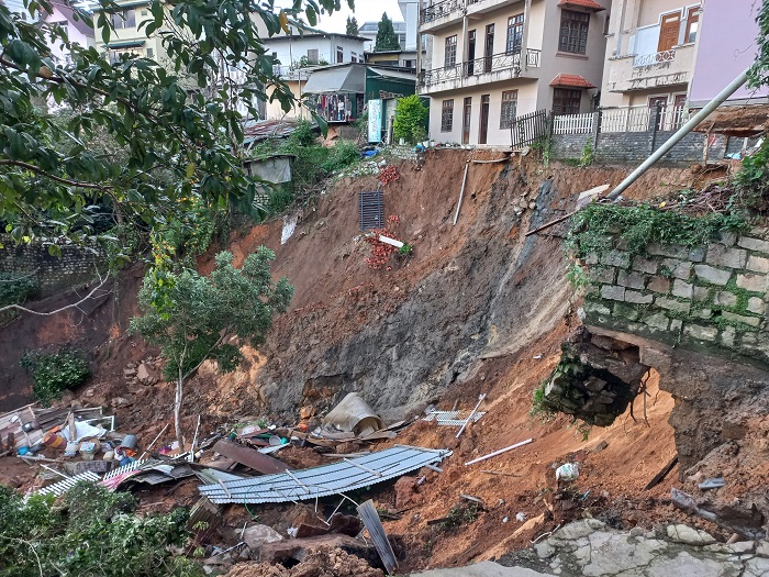 Trượt lở đất kinh hoàng ở Đà Lạt -0
