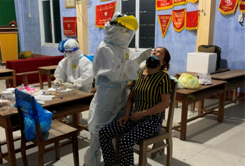 Dịch bệnh lây lan, tất cả trường học ở TP Huế chuyển sang dạy học trực tuyến từ 13/11 -0