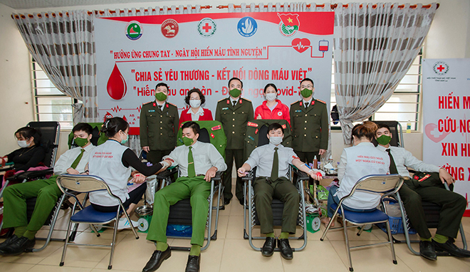 “Giọt máu nghĩa tình” của Công an tỉnh Sơn La -1