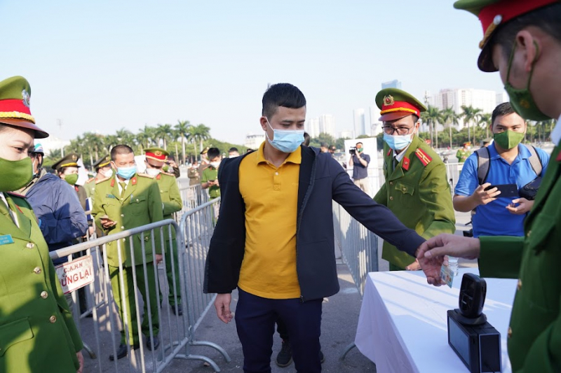 Tiếp tục sử dụng căn cước công dân gắn chíp xem trận Việt Nam - Saudi Arabia -0