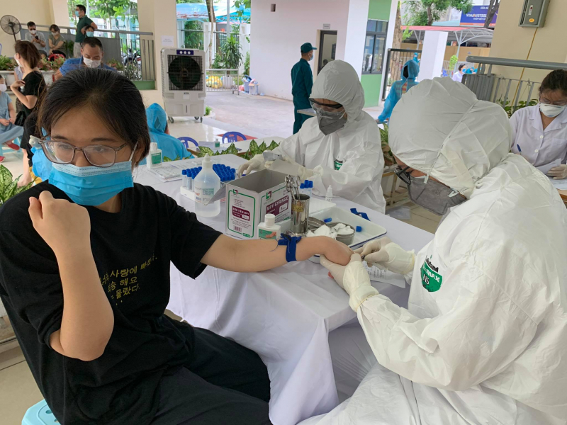 Hà Nội kỷ lục với 289 ca nhiễm COVID-19, có 47 ca cộng đồng -0