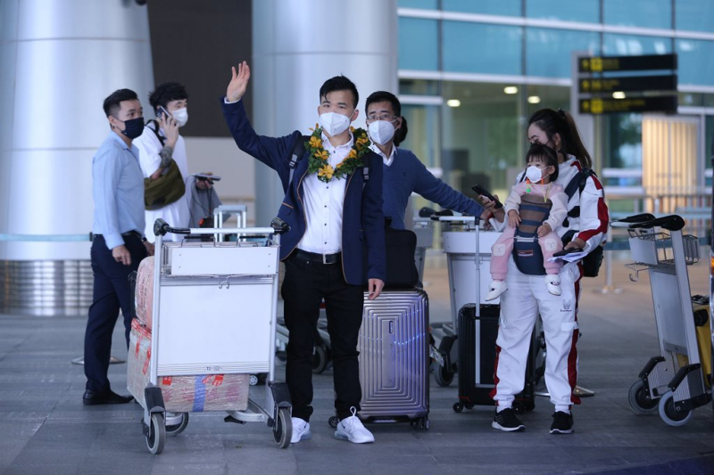 Đón đoàn khách du lịch quốc tế đầu tiên đến Quảng Nam sau 2 năm bị gián đoạn vị dịch bệnh COVID -19 -3