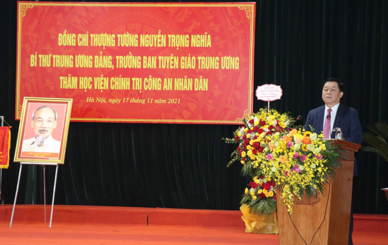 Trưởng Ban tuyên giáo Trung ương thăm, chúc mừng Học viện Chính trị CAND nhân dịp 20/11 -0