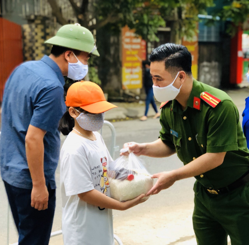 Hiệu quả từ mô hình “Rà soát tình hình an ninh trật tự tại các thôn, tổ dân phố” -0