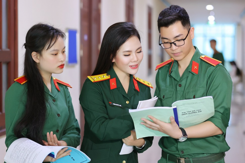 Chị em quán quân Sao mai Lương Nguyệt Anh, Lương Hải Yến làm MV tôn vinh giáo viên -0