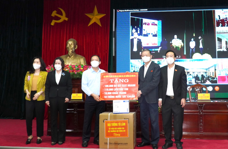 Minister To Lam meets Hung Yen voters -0