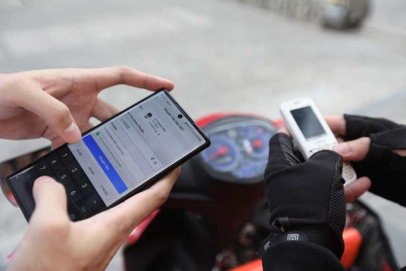 Hai nhà mạng đầu tiên được cấp phép cung cấp dịch vụ Mobile Money -0