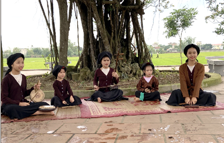 Sà vào chiếu xẩm chợ Lồng -0