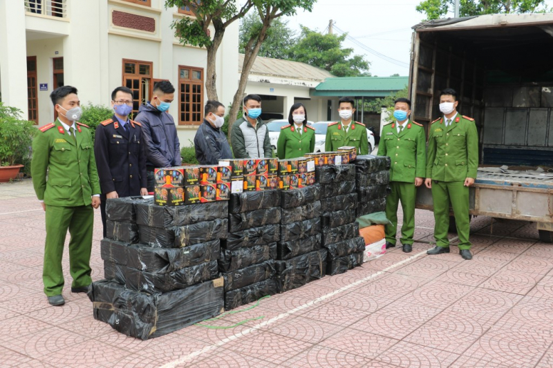 Ngăn chặn pháo lậu dịp cuối năm -0