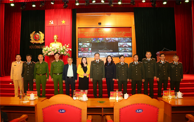 MPS holds meeting to brief key cadres on amendments to Criminal Procedure Code -0