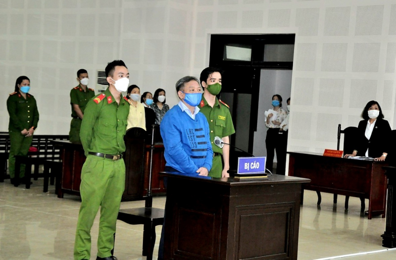 Giám đốc một doanh nghiệp bị tuyên phạt 12 năm tù vì cưỡng đoạt tài sản -0