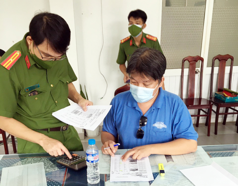 Khởi tố, bắt giam Giám đốc công ty bảo hiểm tham ô 1,35 tỷ đồng -0