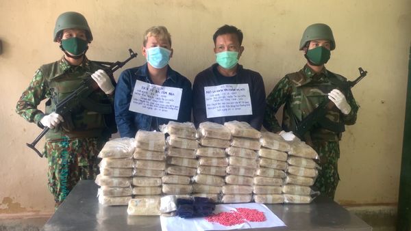 Trao thưởng chuyên án bắt hơn 340 nghìn viên ma túy tổng hợp qua biên giới -0