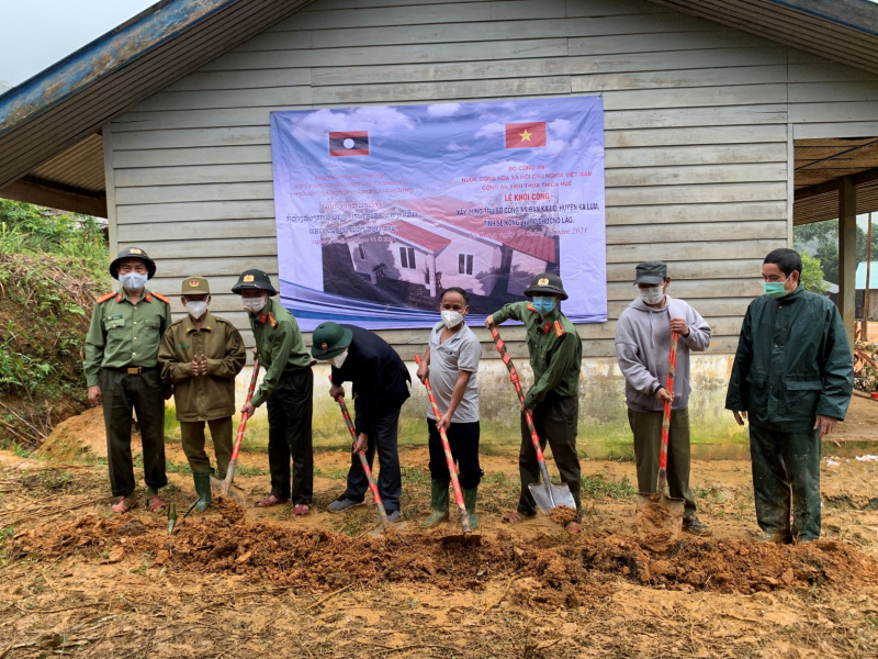 Khởi công xây dựng trụ sở làm việc cho Công an nước bạn Lào -0