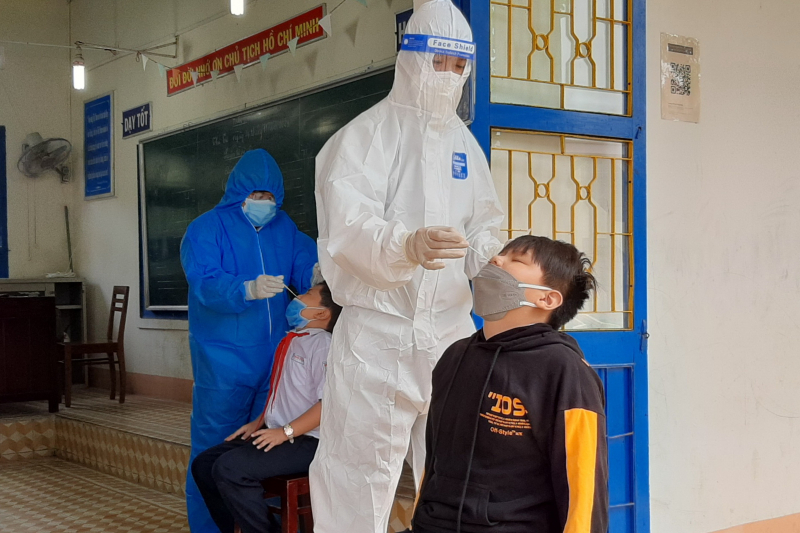 Phát hiện ca nghi nhiễm SARS-CoV-2, một điểm trường  học ở TP Tuy Hòa tạm dừng dạy và học trực tiếp -0