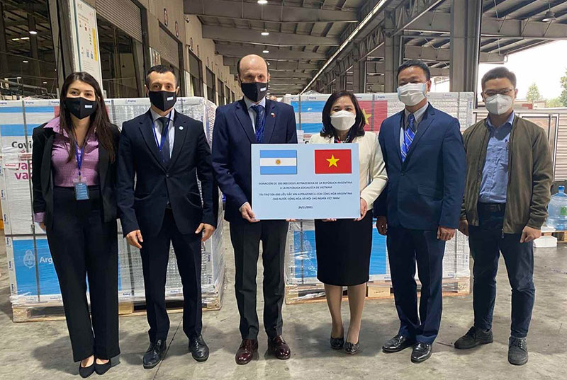 Germany and Argentina support Vietnam in combating against COVID-19 -0