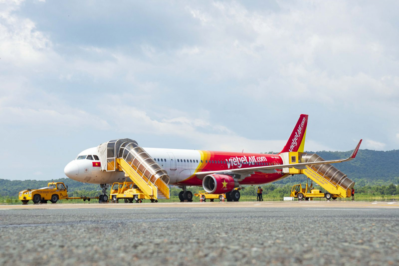 “Bùng nổ” ngày hội mua sắm cuối năm với cơn mưa vé 0 đồng từ Vietjet -0