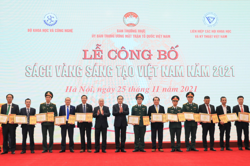 Vinh danh 76 công trình, giải pháp sáng tạo trong Sách vàng Sáng tạo Việt Nam năm 2021 -0