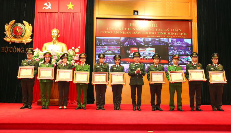 MPS reviews 10-year theoretical work -0