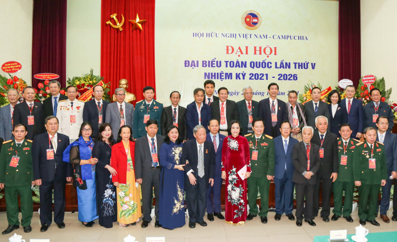 Vun đắp hơn nữa quan hệ hữu nghị truyền thống Việt Nam - Campuchia -0