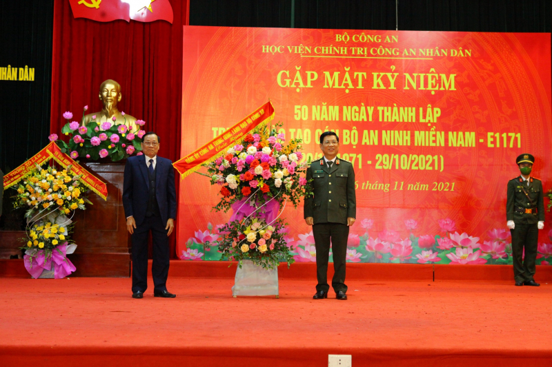 Gặp mặt kỷ niệm 50 năm ngày thành lập Trường Đào tạo Cán bộ an ninh miền Nam -0