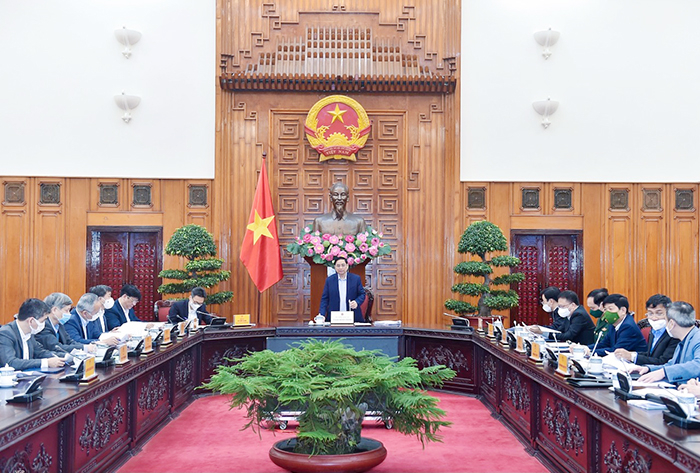 Sản xuất bằng được thuốc và vaccine COVID-19 trong nước, bảo đảm an toàn, khoa học, hiệu quả và đúng pháp luật -0