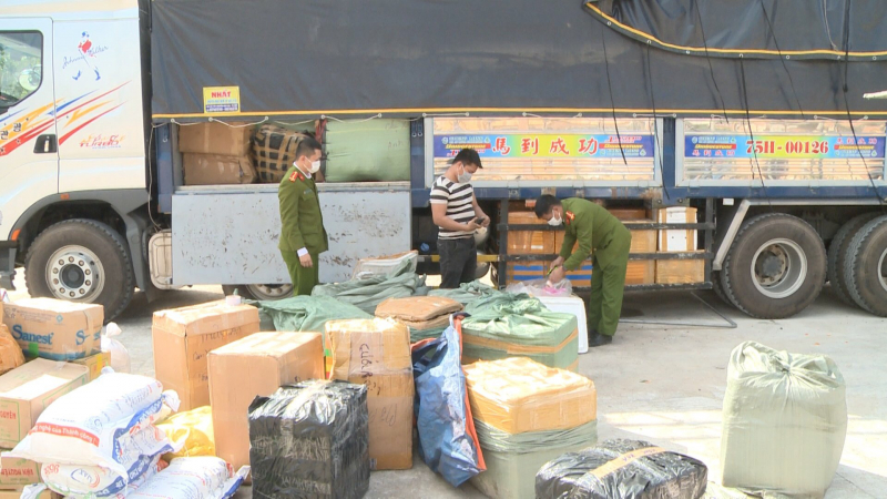 Ngăn chặn hàng lậu, hàng giả, hàng cấm dịp cuối năm -0