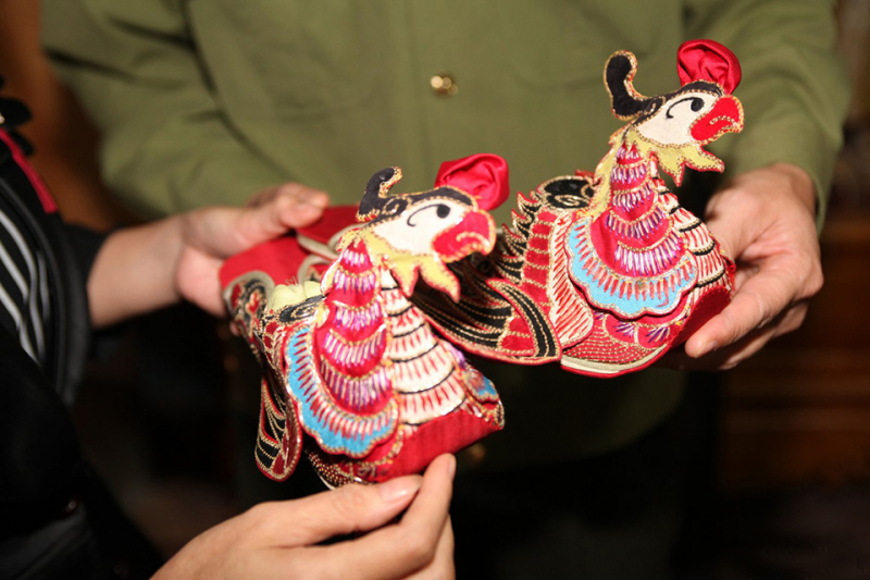 Sống vì nước, thác trợ muôn dân -0