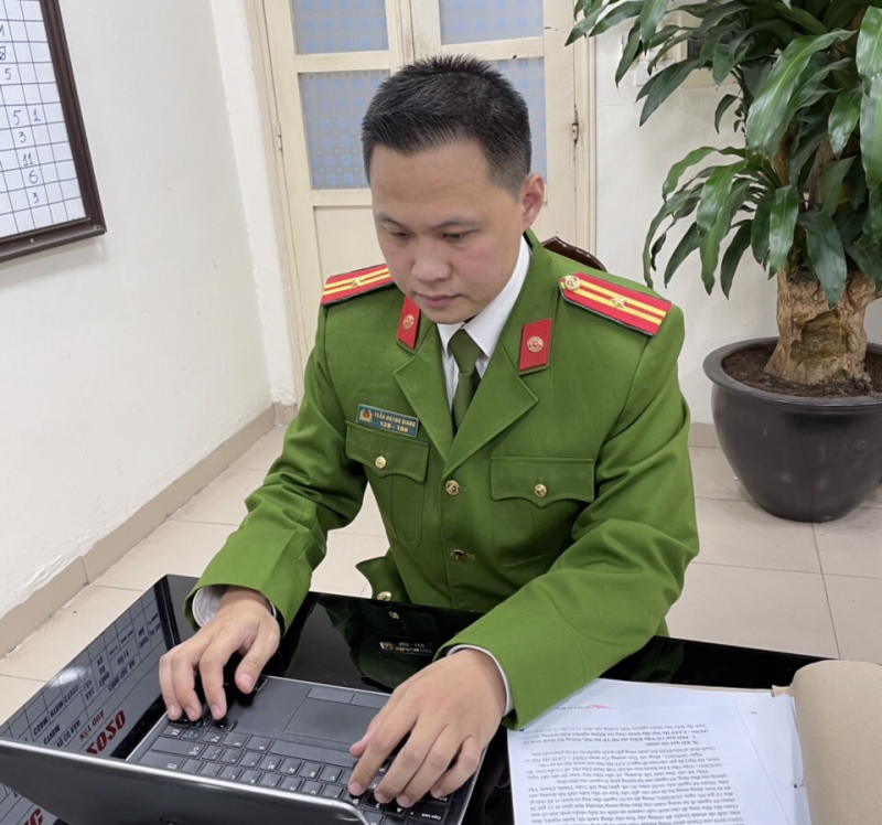 15e54ff7-38d1-4636-b970-56fee6b5bd59.jpeg -0