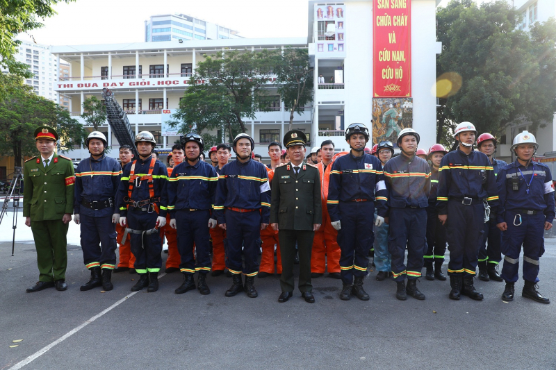 Quyết liệt, đồng bộ giải pháp chủ động ứng phó với biến đổi khí hậu, phòng chống thiên tai -0