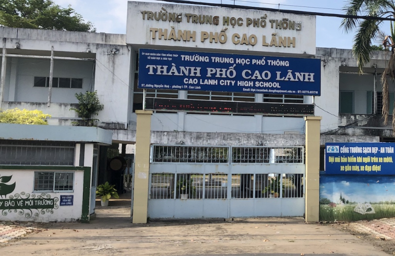 Kỷ luật phó hiệu trường trường cấp 3 sau vụ lộ clip nhạy cảm khi dạy trực tuyến -0