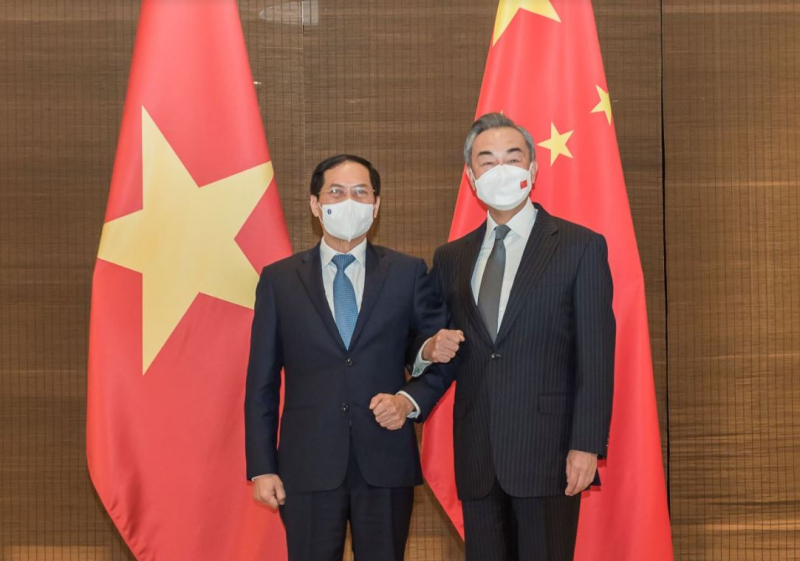 Bộ trưởng Ngoại giao Bùi Thanh Sơn hội đàm với Ủy viên Quốc vụ, Bộ trưởng Ngoại giao Trung Quốc Vương Nghị -0