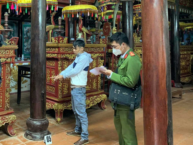 Phòng ngừa trộm cổ vật tại các nhà thờ, đình làng -0