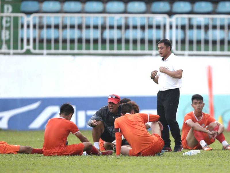 Bình Định “lột xác” thành PSG Việt Nam và tâm tư của HLV Đức Thắng -0