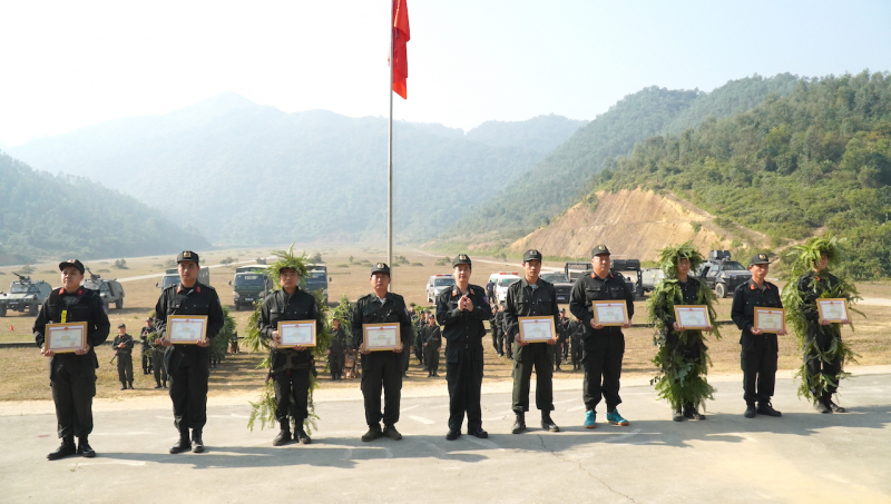 Chủ động phương án tác chiến đấu tranh với tội phạm ma túy tại địa bàn trọng điểm và tuyến biên giới Việt Nam-Lào. -0