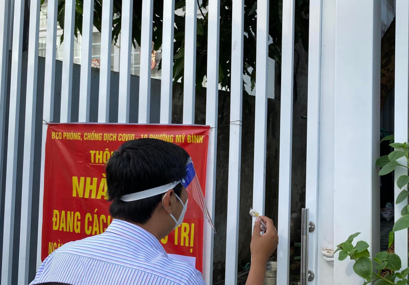 Dịch COVID-19 ở 5 tỉnh phía Nam tăng cao: Bộ Y tế nhanh chóng tăng cường nhân lực điều trị -0