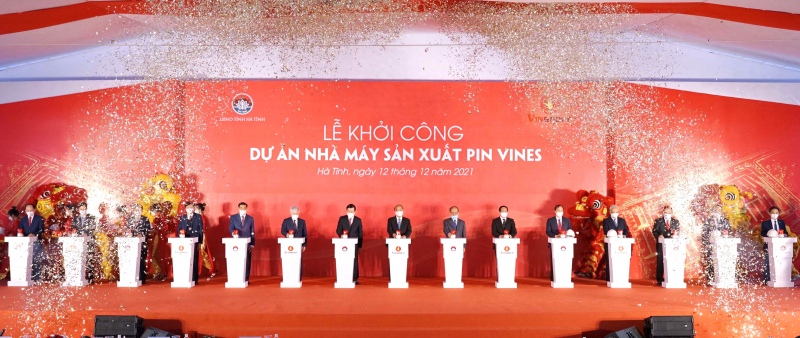 Chủ tịch nước Nguyễn Xuân Phúc dự Lễ khởi công nhà máy sản xuất pin VINES của Tập đoàn Vingroup -0
