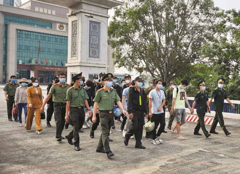 Chuyện những chiến sĩ Quản lý xuất nhập cảnh miền biên cương -0