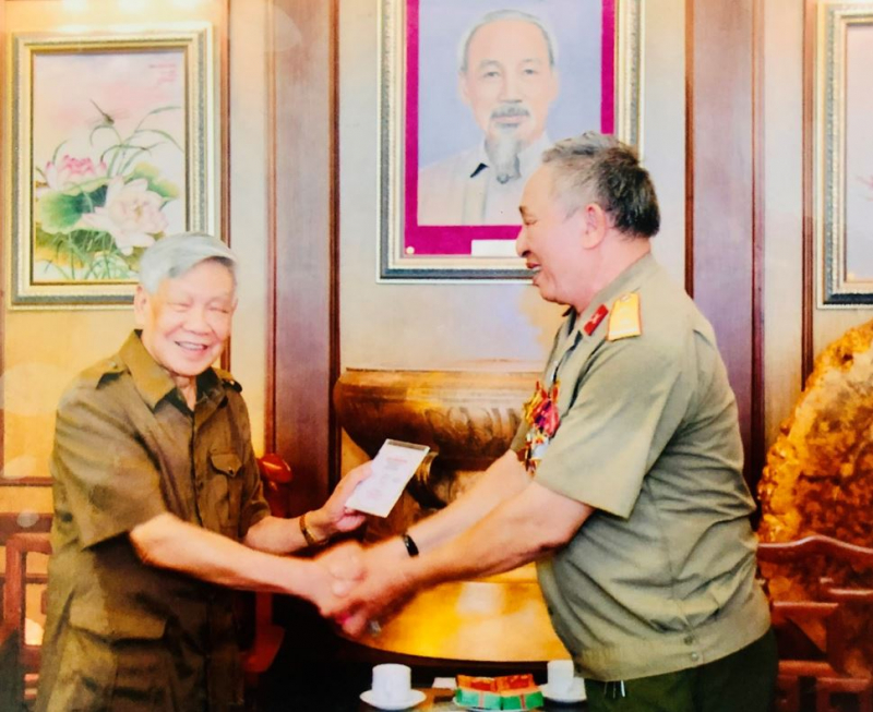 Những nhân chứng lịch sử không lặng im -0