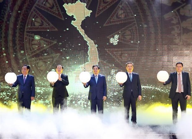 PM attends opening of TECHFEST-WHISE 2021 -0