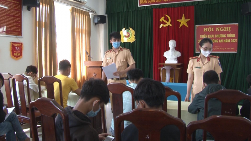 Xử lý gần 100 “quái xế” làm loạn đường phố Huế về đêm -0