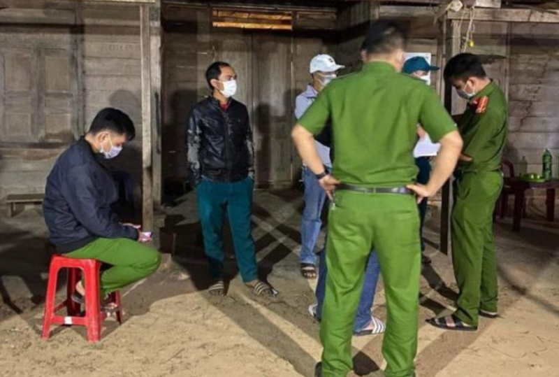 Vụ 2 cháu nhỏ tử vong bất thường dưới hồ: Công an Đắk Nông phát thông báo truy tìm bà nội 2 cháu nhỏ -0