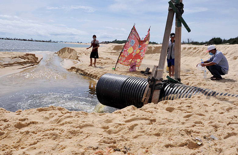 Xử phạt hai cơ sở nuôi tôm gây ô nhiễm môi trường đã được Báo CAND phản ánh -0