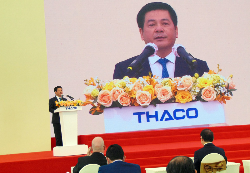 Xuất khẩu sơ mi rơ moóc thương hiệu Việt Nam sang thị trường Mỹ -0