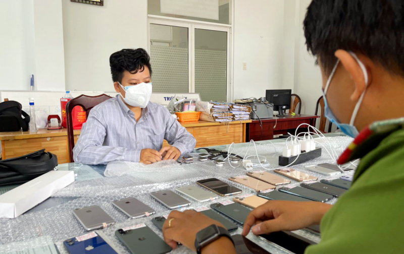 Phát hiện nhiều sản phẩm không rõ nguồn gốc xuất xứ tại trung tâm TP Cần Thơ -0