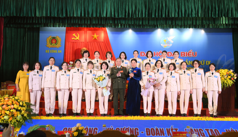 Đổi mới toàn diện, đồng bộ các cấp Hội Phụ nữ Công an từ Bộ đến cơ sở -0